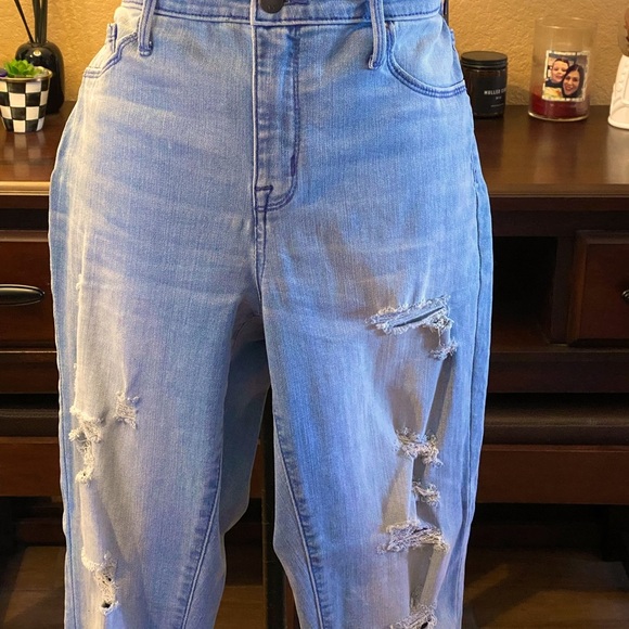 Mossimo Raw Hem and Distressed Jeans Blue 10 - Picture 2 of 3